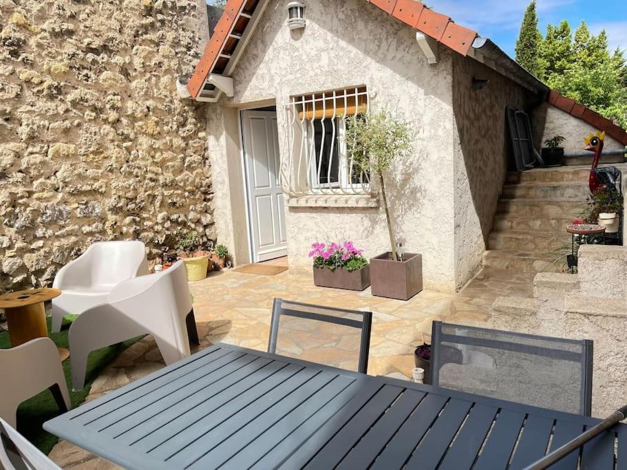«  La Petite Maison » ....Des Grands Espaces... Saint-Maur-des-Fossés Exterior foto